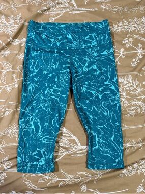 Athleta Teal Marble Capri Leggings for Kids
